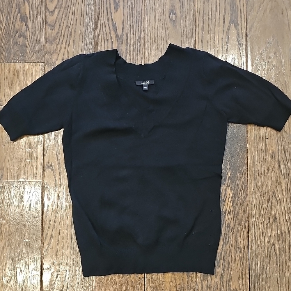 JACOB V-neck Sweater